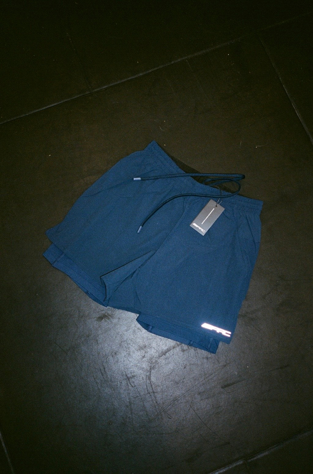 ARC SHORTS V1 — NAVY